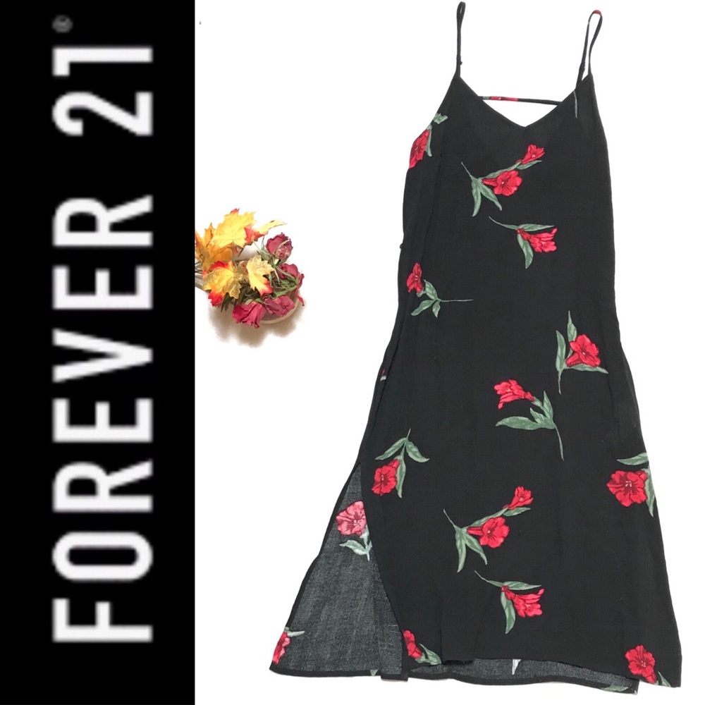 F21 • Light Strappy Back Shift Dress